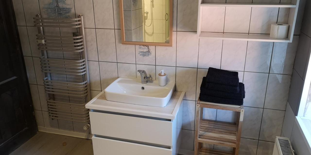 Ferienwohnung/Monteurwohnung Im Herzen Von Ahnatal Buitenkant foto