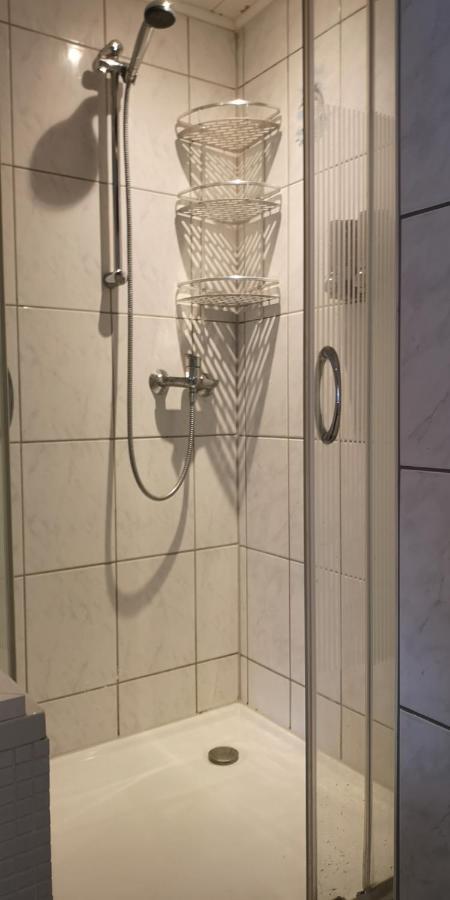 Ferienwohnung/Monteurwohnung Im Herzen Von Ahnatal Buitenkant foto