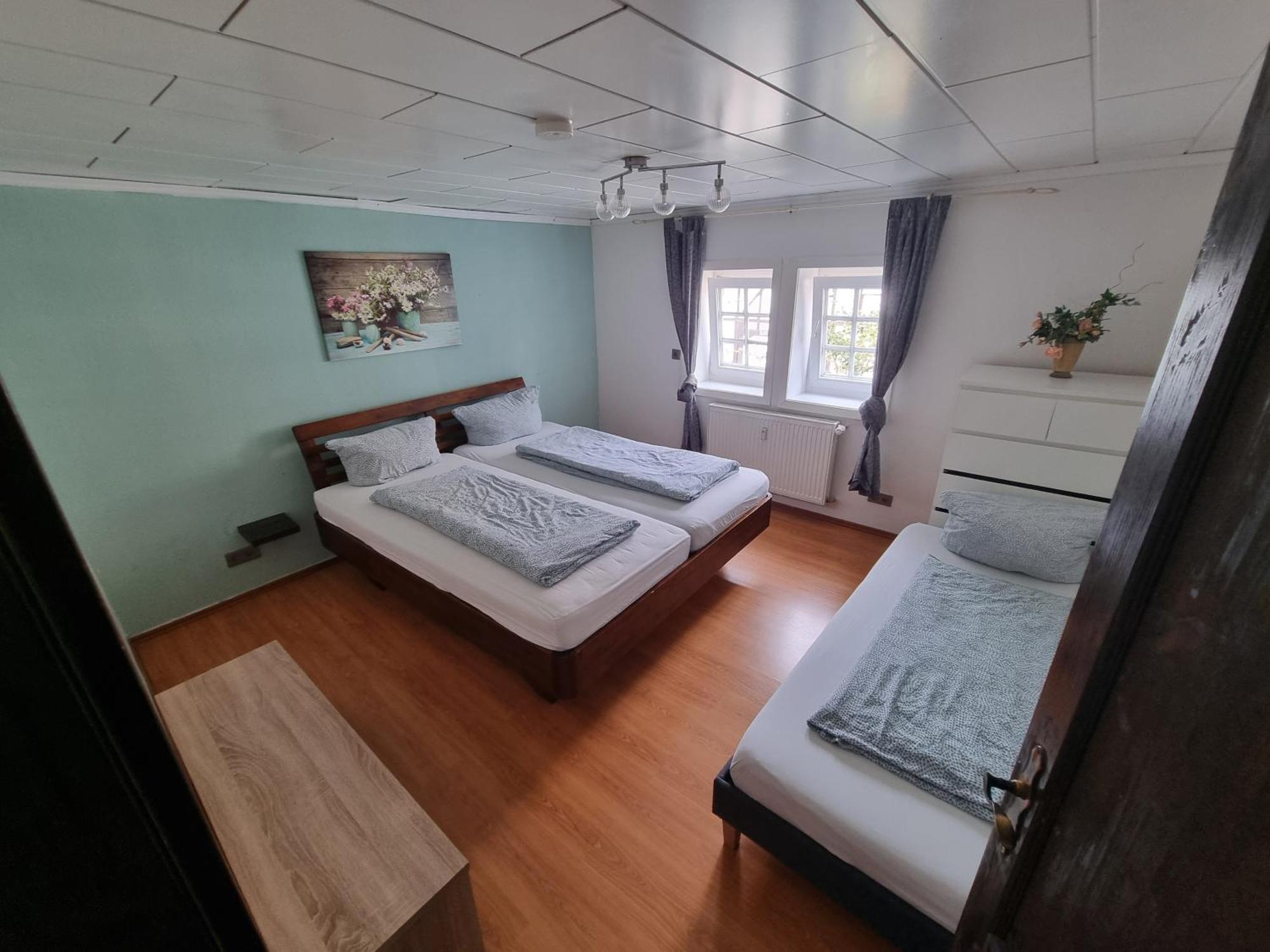 Ferienwohnung/Monteurwohnung Im Herzen Von Ahnatal Buitenkant foto