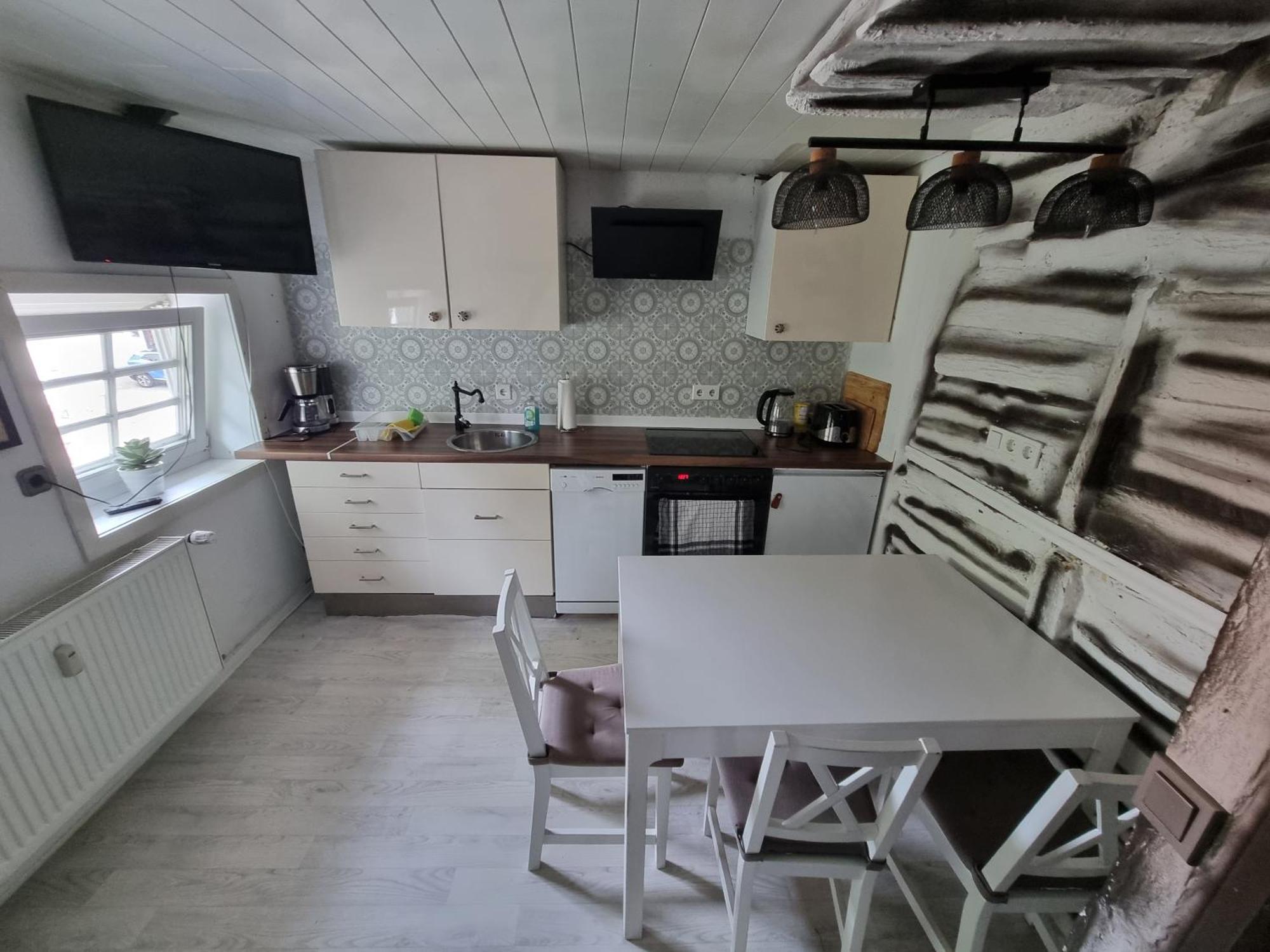 Ferienwohnung/Monteurwohnung Im Herzen Von Ahnatal Buitenkant foto