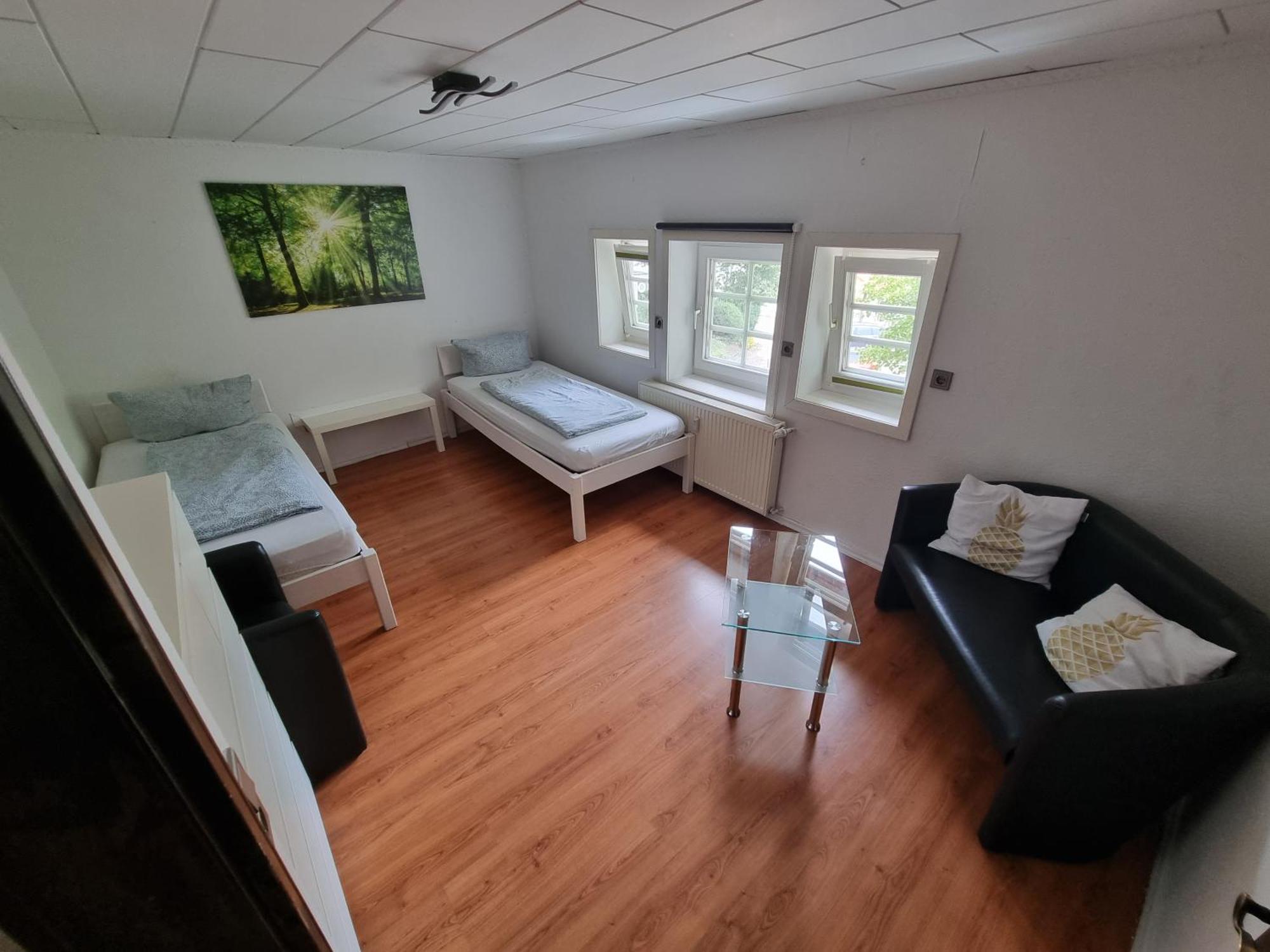 Ferienwohnung/Monteurwohnung Im Herzen Von Ahnatal Buitenkant foto